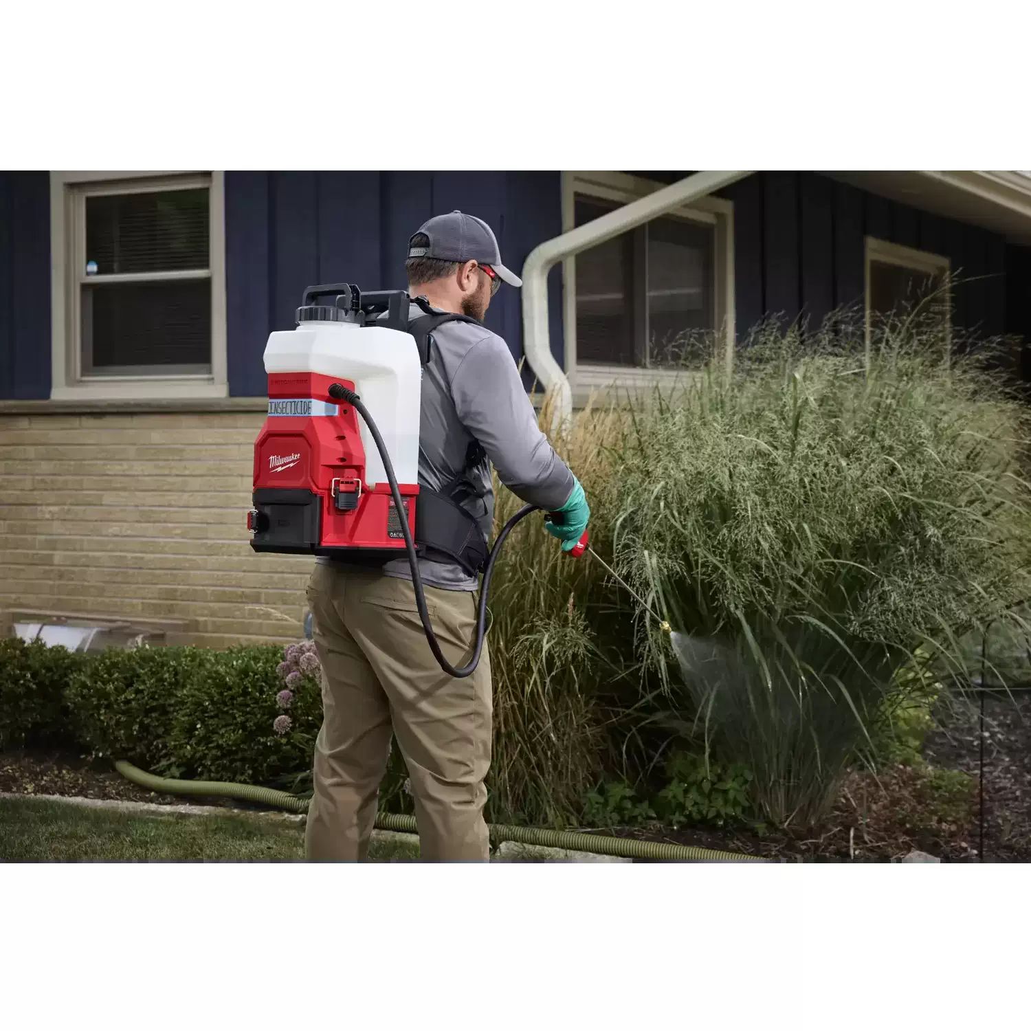 Milwaukee 3019-20PS M18 4-Gallon Backpack Sprayer w/ SWITCH TANK - Tool Only